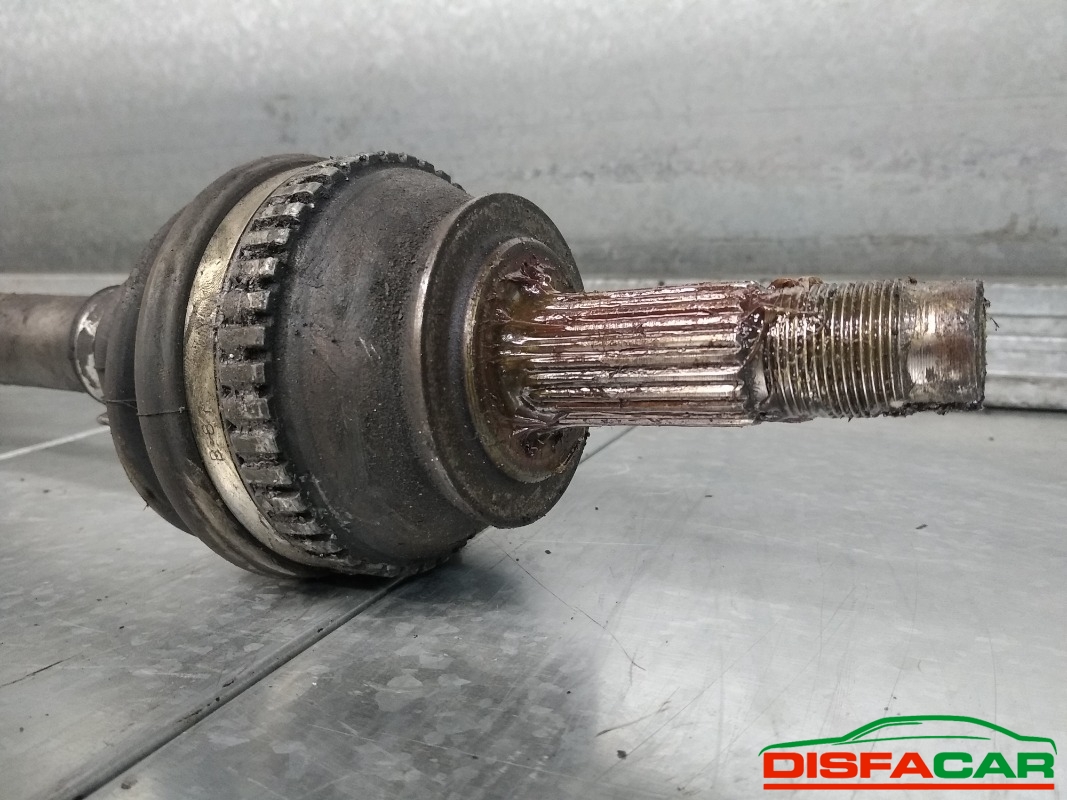 Semiasse usato Fiat Punto 1993, codice 176A4000 – foto 2 di 6