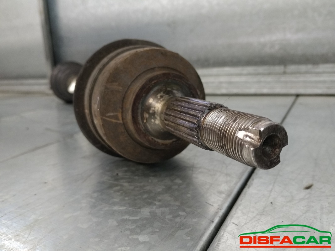Semiasse usato Ford Focus 2003, codice 8HZ – foto 4 di 5