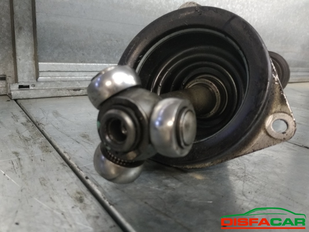 Semiasse usato Renault Kangoo 1997, codice K9KB7 – foto 5 di 5