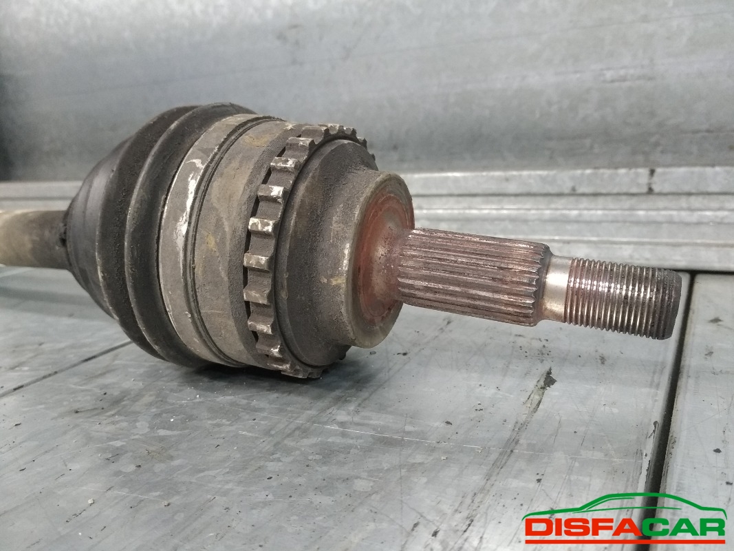 Semiasse usato Renault Kangoo 1997, codice K9KB7 – foto 2 di 5