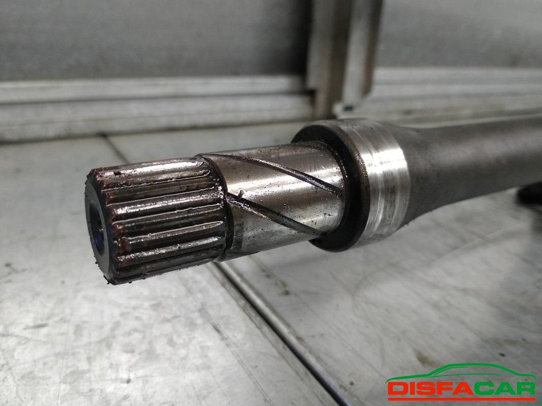 Semiasse usato Suzuki Swift 2005, codice Z13DT – foto 3 di 6