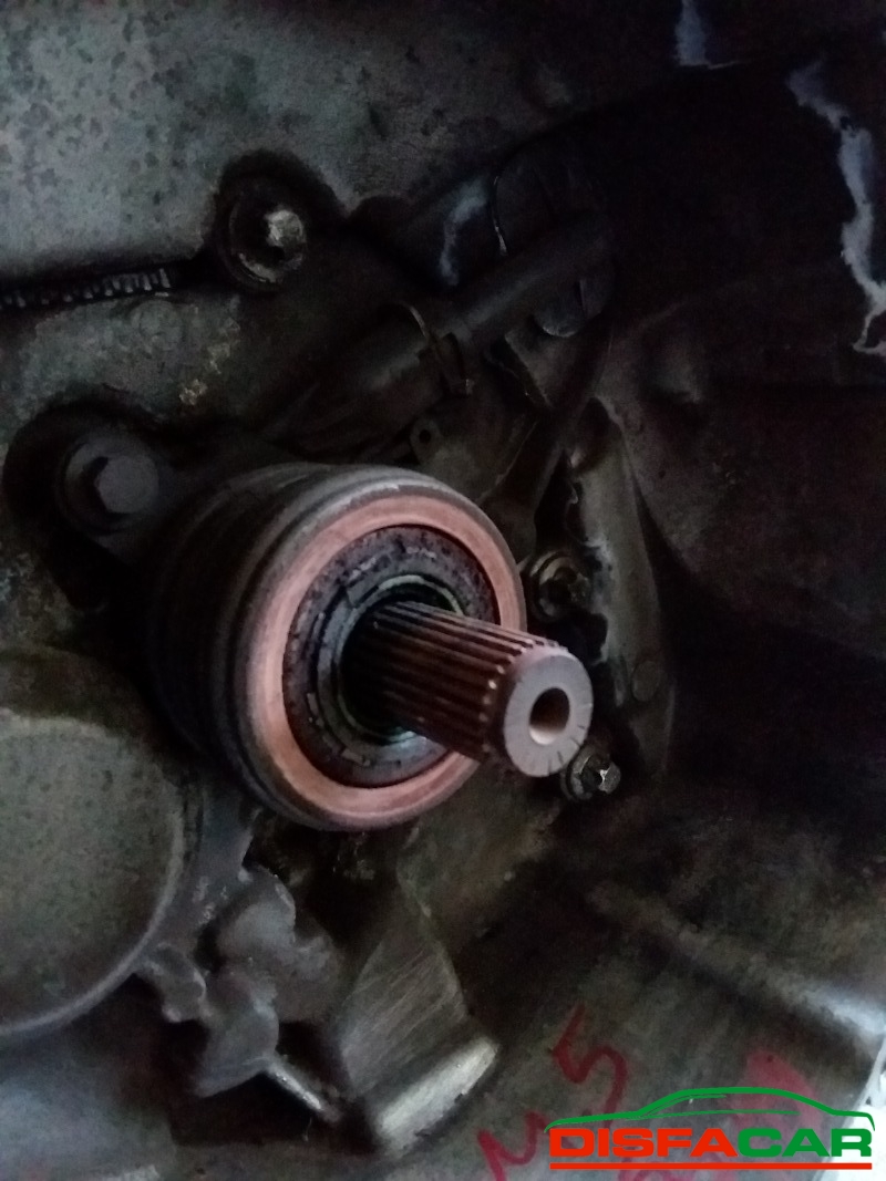 Cambio usato Dacia Logan GPL 2008, codice jr5151 – foto 2 di 13
