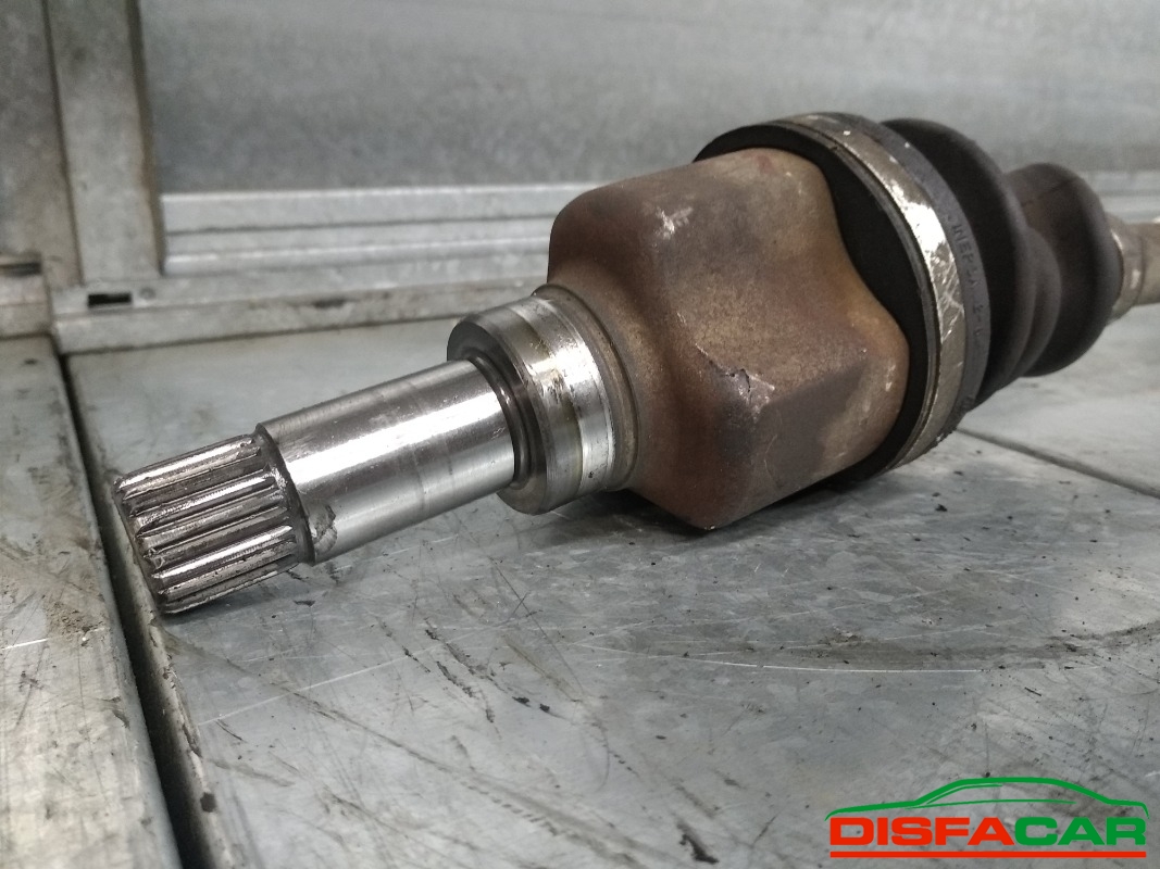 Semiasse usato Peugeot 206 Van 1998, codice 8HZ – foto 3 di 5