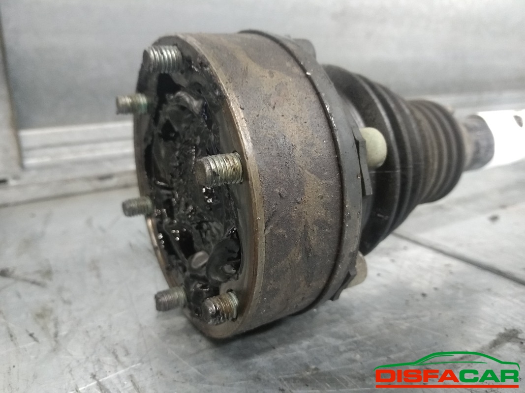 Semiasse usato Seat Altea 2004, codice BJB – foto 3 di 5