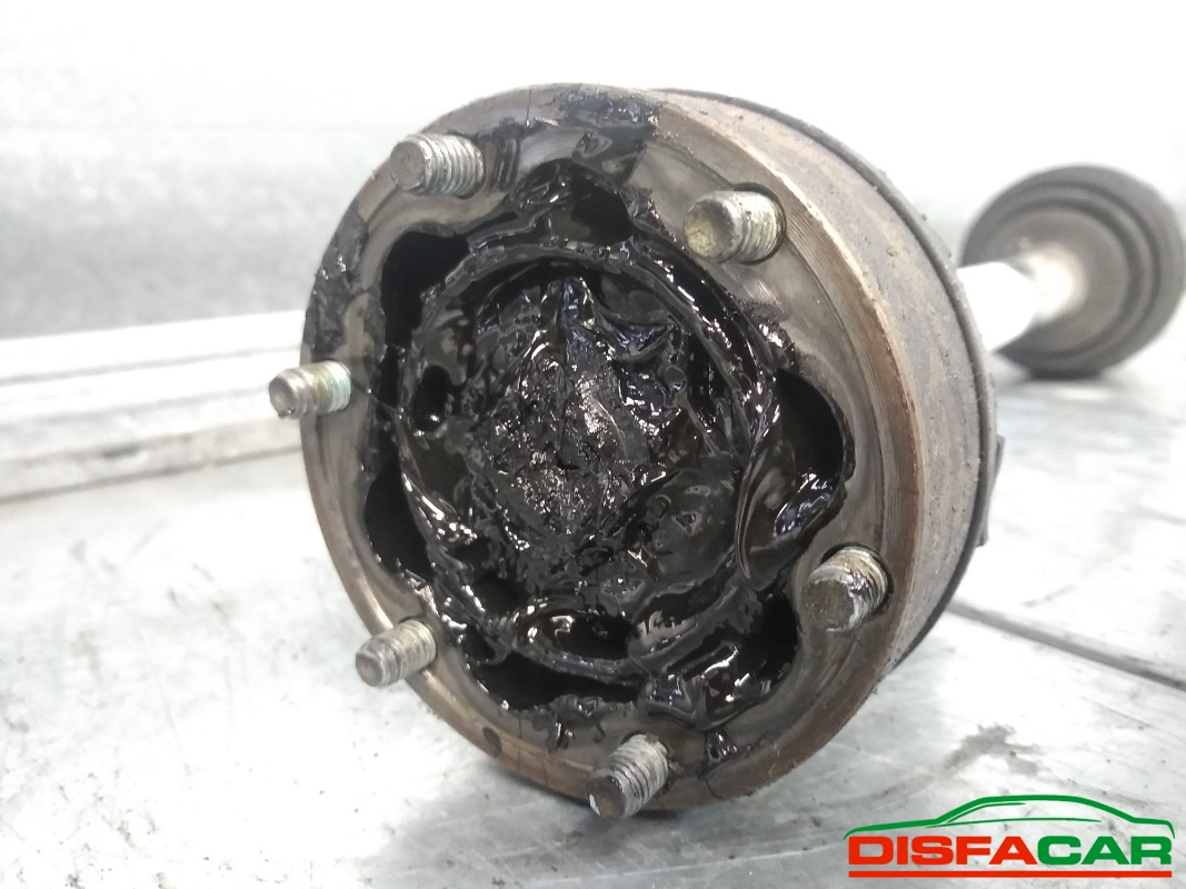 Semiasse usato Seat Altea 2004, codice BJB – foto 5 di 5