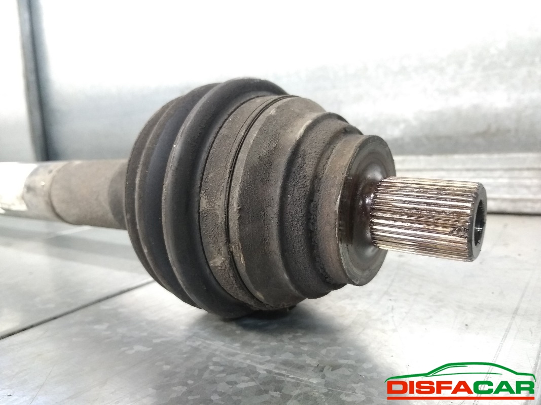 Semiasse usato Seat Altea 2004, codice BJB – foto 2 di 5