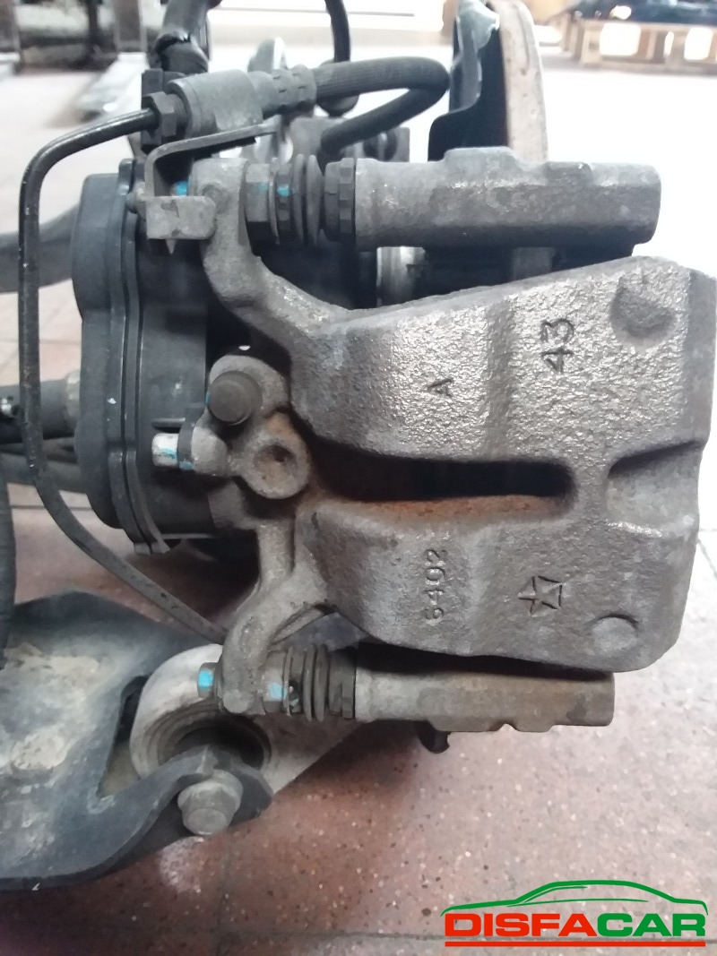 Differenziale posteriore usato Jeep Cherokee 4X4 CAMBIO AUTOMATICO 2015 – foto 7 di 17