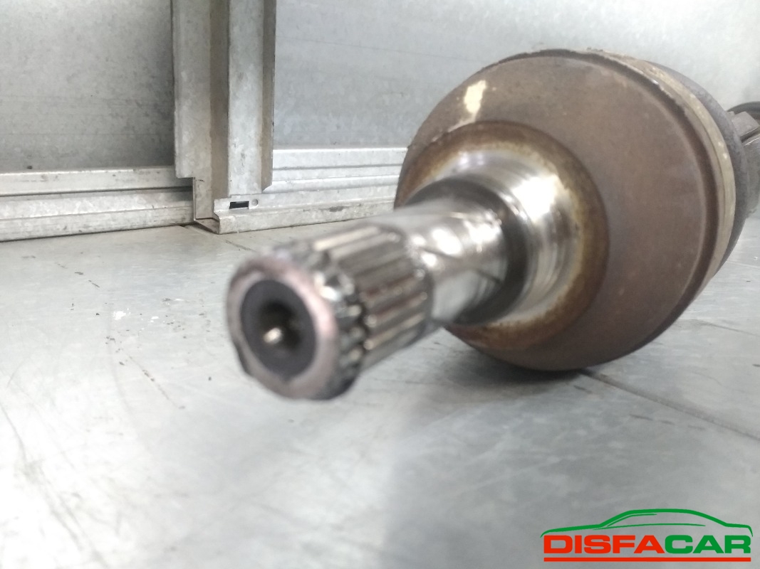 Semiasse usato Opel Zafira 1999, codice Z16XE – foto 5 di 5