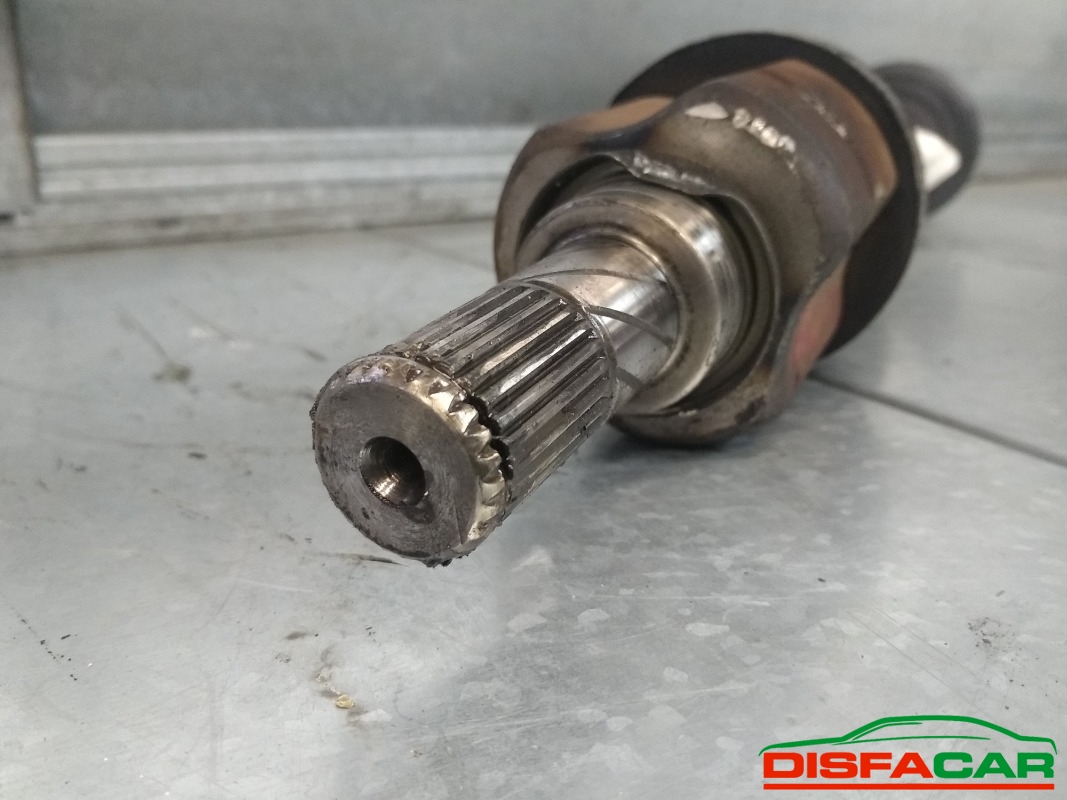 Semiasse usato Nissan Micra 2002, codice K9K – foto 5 di 5