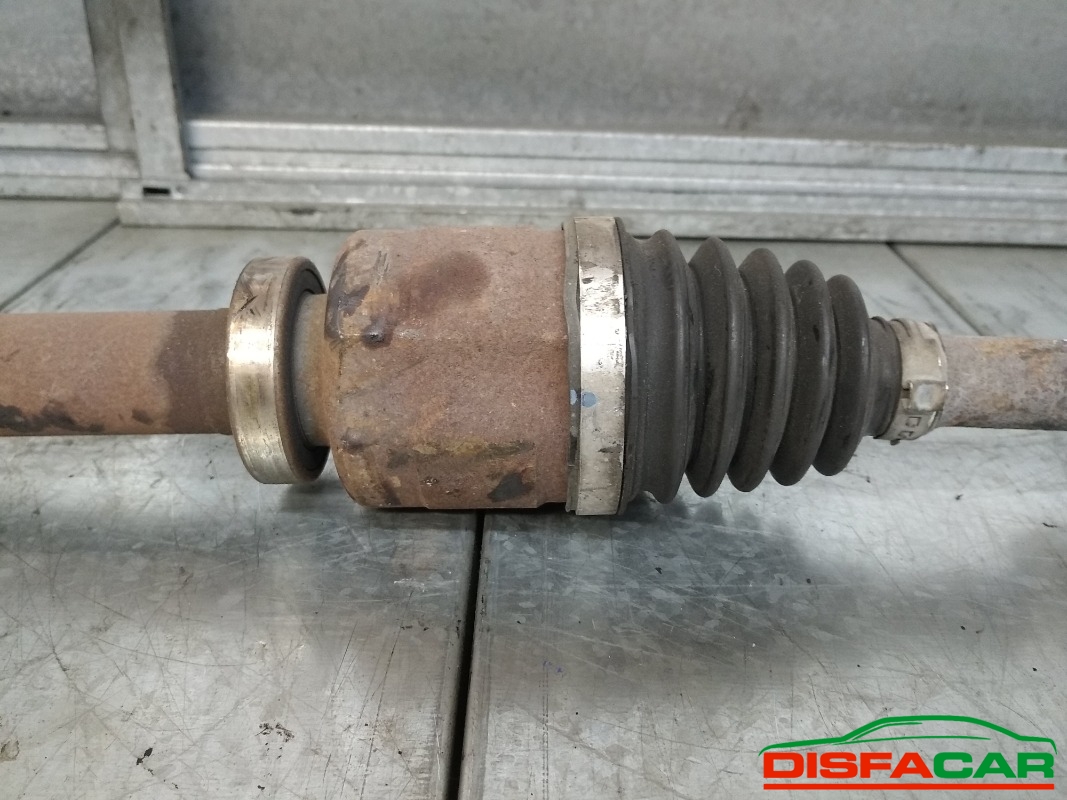 Semiasse usato Renault Scenic 2009, codice K9KJ8 – foto 3 di 6