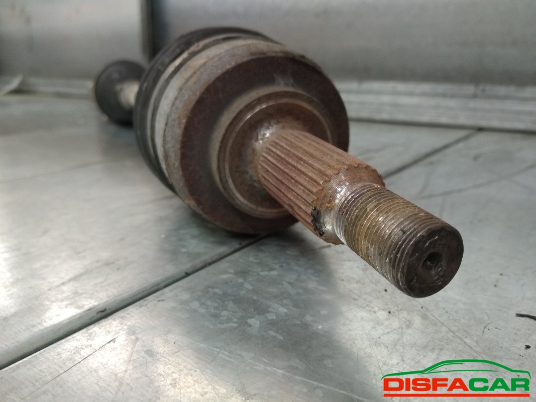 Semiasse usato Renault Scenic 2009, codice K9KJ8 – foto 5 di 6