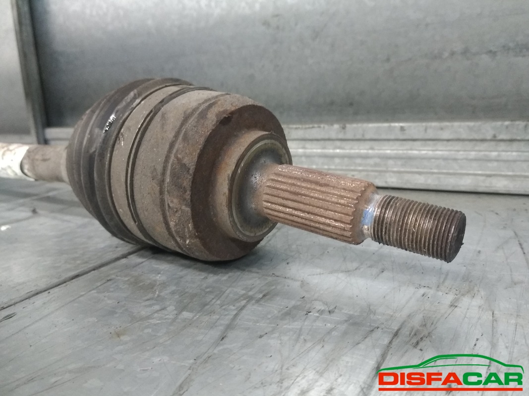 Semiasse usato Renault Scenic 2009, codice K9KJ8 – foto 2 di 5