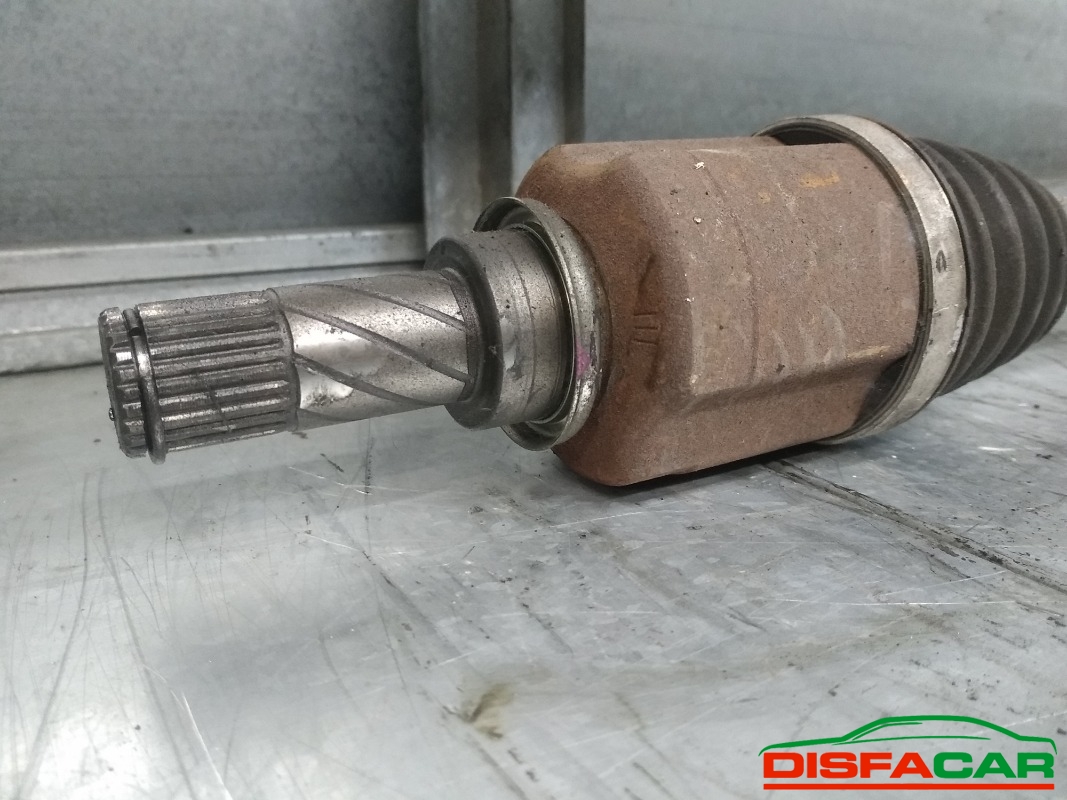 Semiasse usato Renault Scenic 2009, codice K9KJ8 – foto 3 di 5