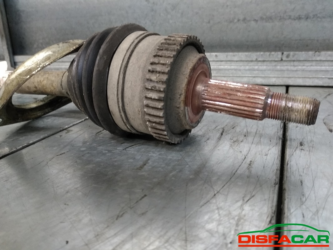 Semiasse usato Renault Kangoo 2003, codice F9Q37 – foto 2 di 5
