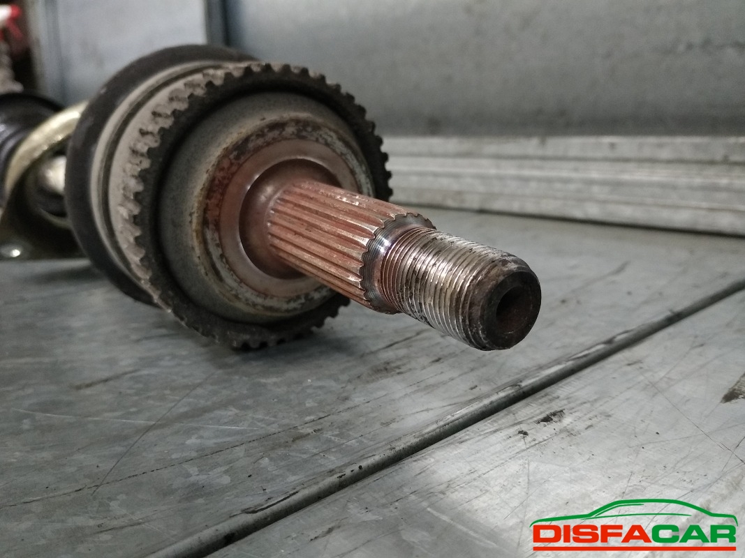 Semiasse usato Renault Kangoo 2003, codice F9Q37 – foto 4 di 5