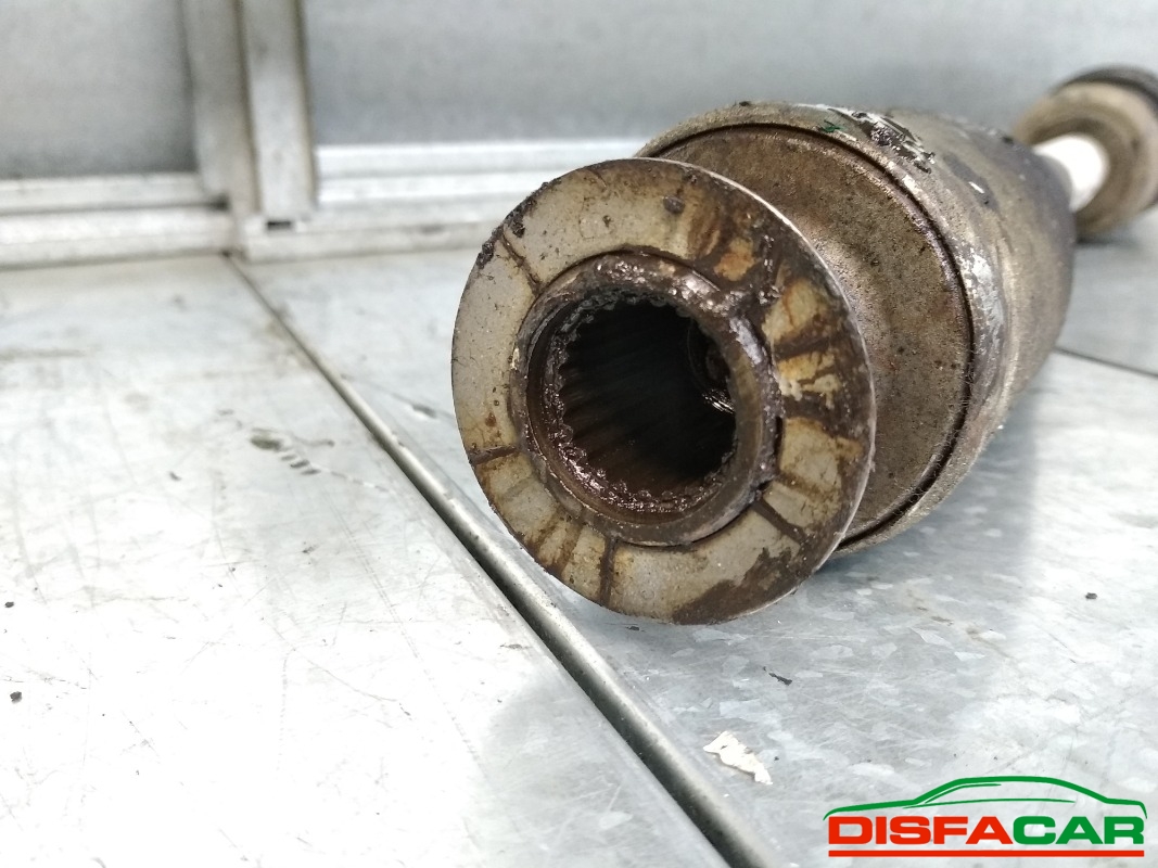 Semiasse usato Renault Kangoo 2003, codice F9Q37 – foto 5 di 5