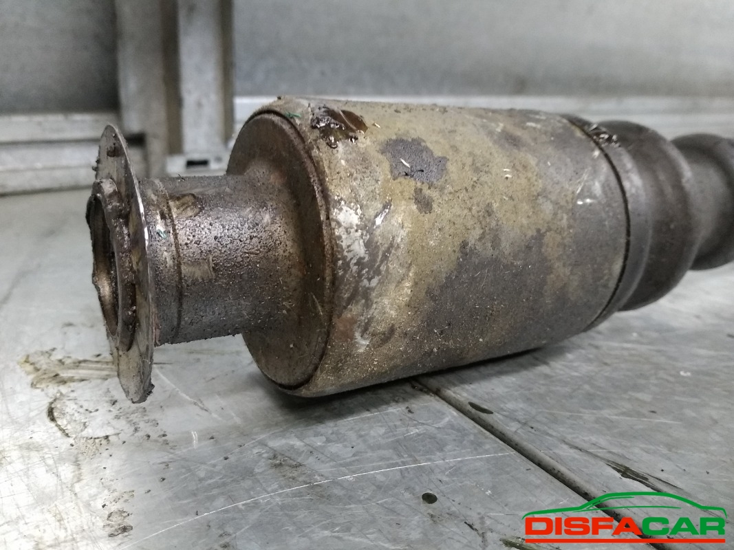 Semiasse usato Renault Kangoo 2003, codice F9Q37 – foto 3 di 5