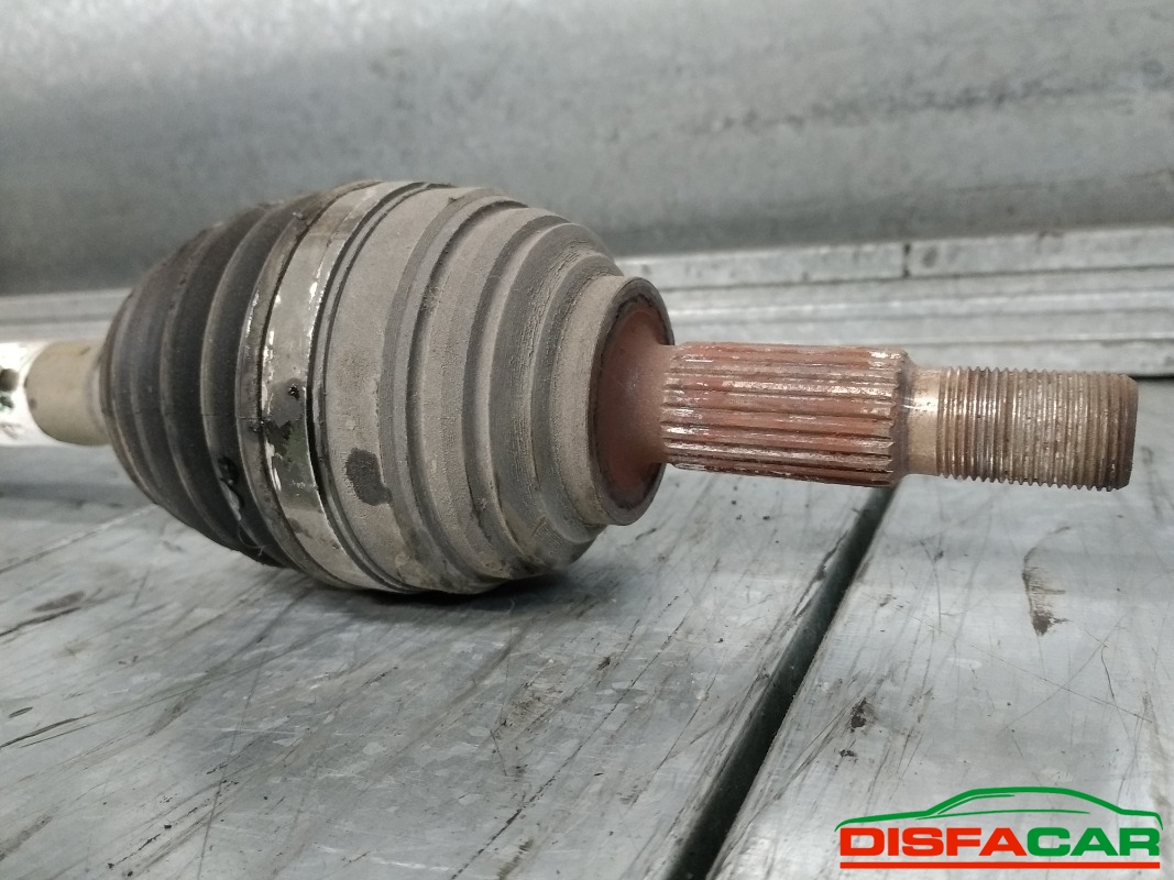 Semiasse usato Renault Clio 2005, codice K9KM7 – foto 2 di 5