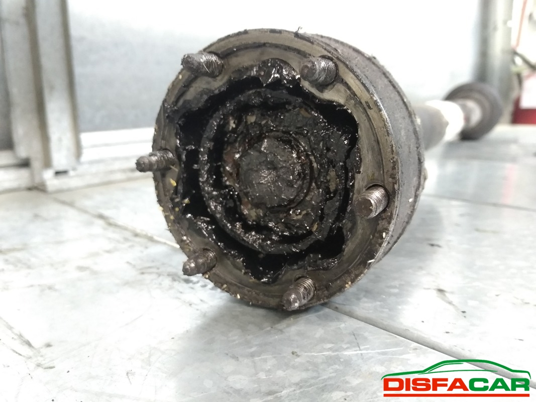 Semiasse usato Volkswagen Touran 2003, codice BXE – foto 5 di 5