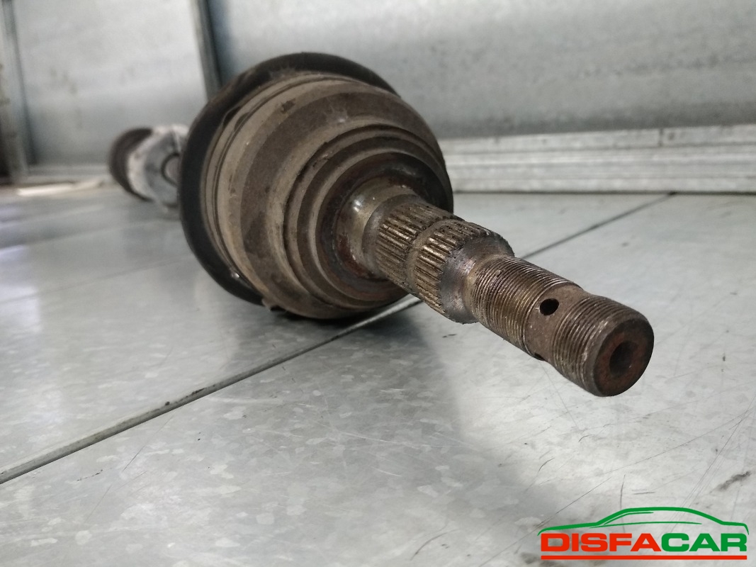 Semiasse usato Opel Zafira 1999, codice Y20DTH – foto 3 di 5