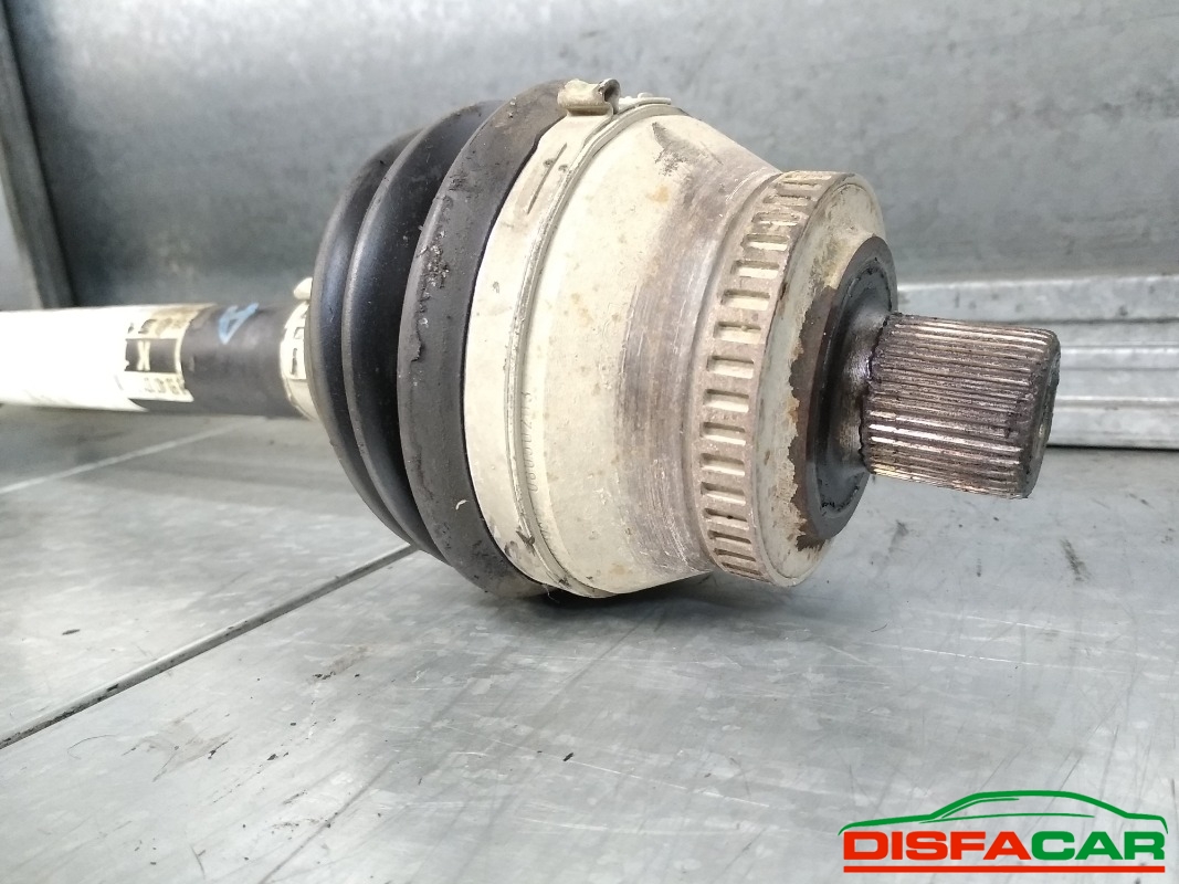 Semiasse usato Audi A6 2001, codice AYM – foto 2 di 5