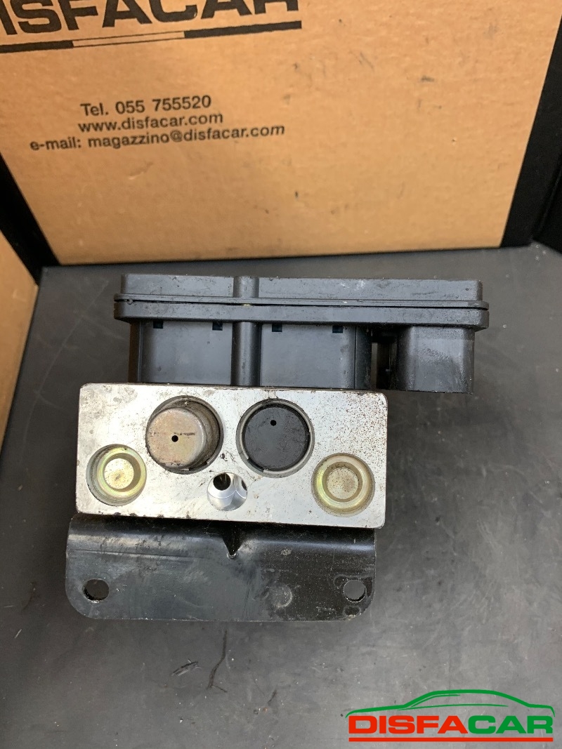 Centralina ABS usata Ssangyong Kyron, codice 48940-09001 – foto 4 di 8