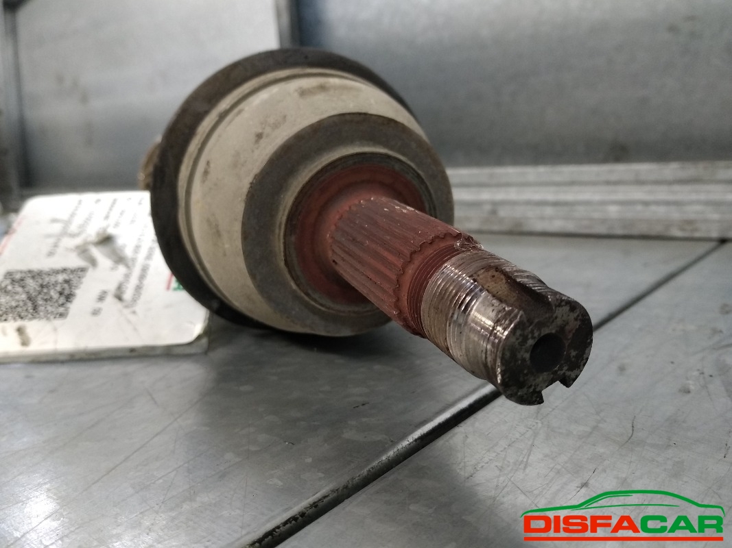 Semiasse usato Fiat Punto 2a SERIE 1999, codice 188A2000 – foto 4 di 5