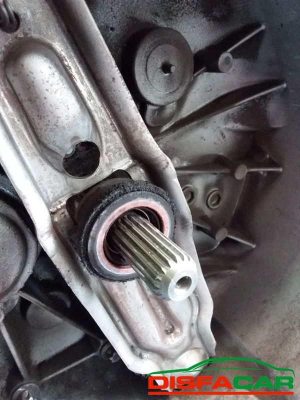 Cambio usato MINI Cooper (R55/R56) CAMBIO 1257 DA LAVARE 2006, codice N12B16A – foto 2 di 12