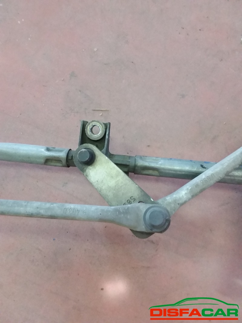 Leveraggio tergi usato Chrysler Voyager 3A SERIE 1995 – foto 5 di 6