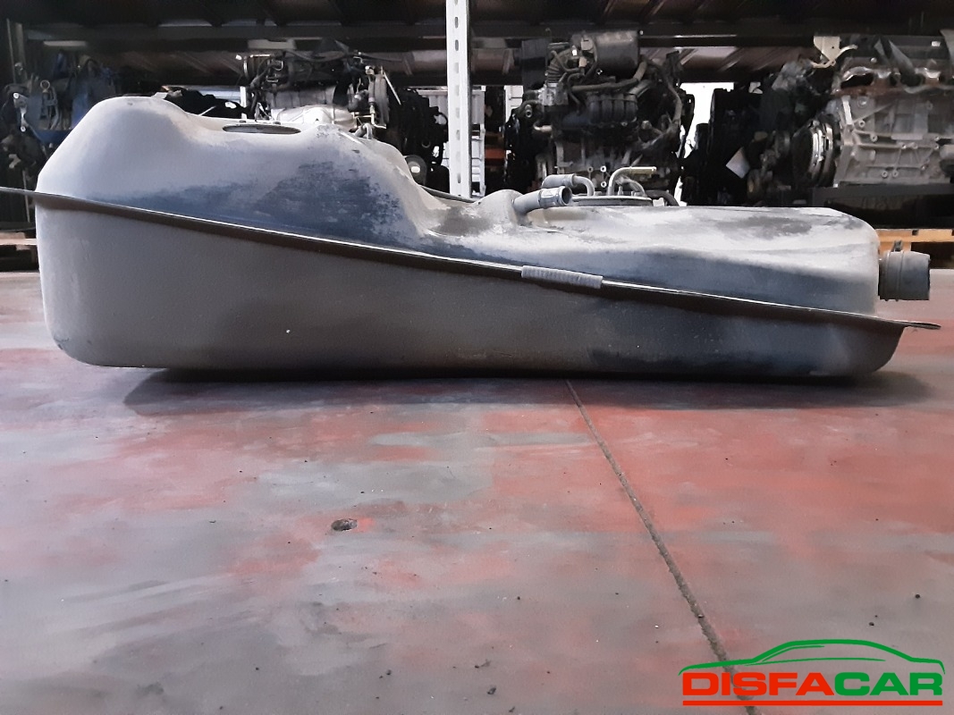 Serbatoio usato Piaggio Porter, codice DAIHATSUCB 42 – foto 4 di 5