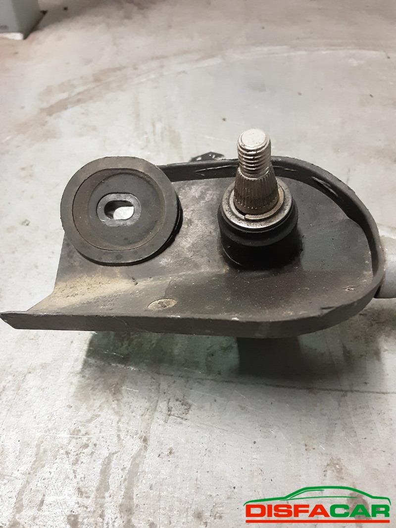 Leveraggio tergi usato Toyota Corolla 2002 – foto 4 di 4