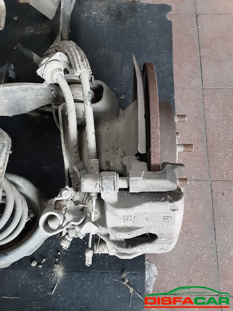 Assale posteriore usato Volvo C30 (MANCA PINZA SX VENDUTA MIRKO) 2006, codice D416T – foto 4 di 11