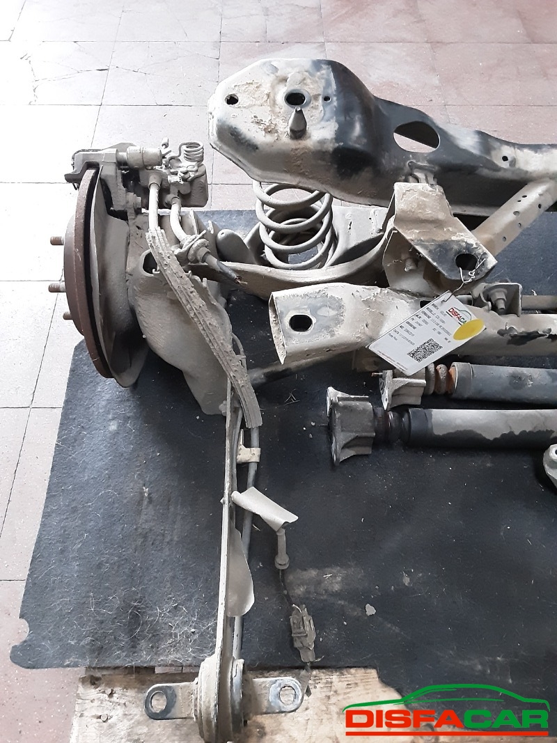 Assale posteriore usato Volvo C30 (MANCA PINZA SX VENDUTA MIRKO) 2006, codice D416T – foto 7 di 11