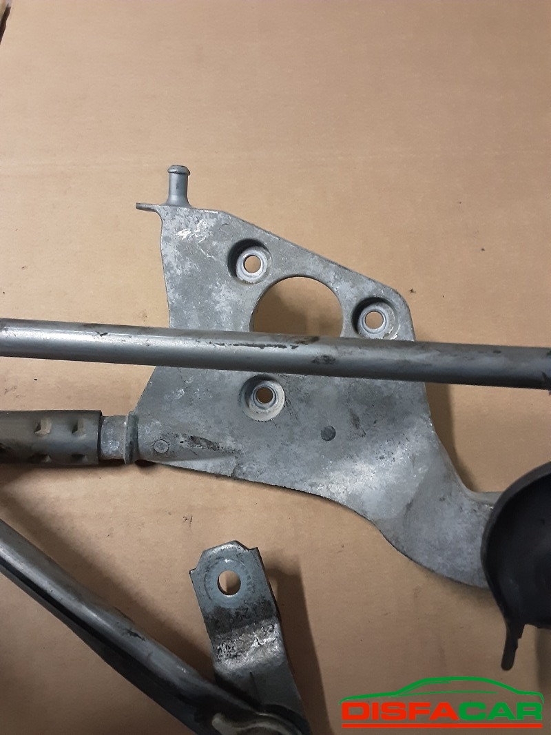 Leveraggio tergi usato Toyota Yaris 2005 – foto 3 di 4