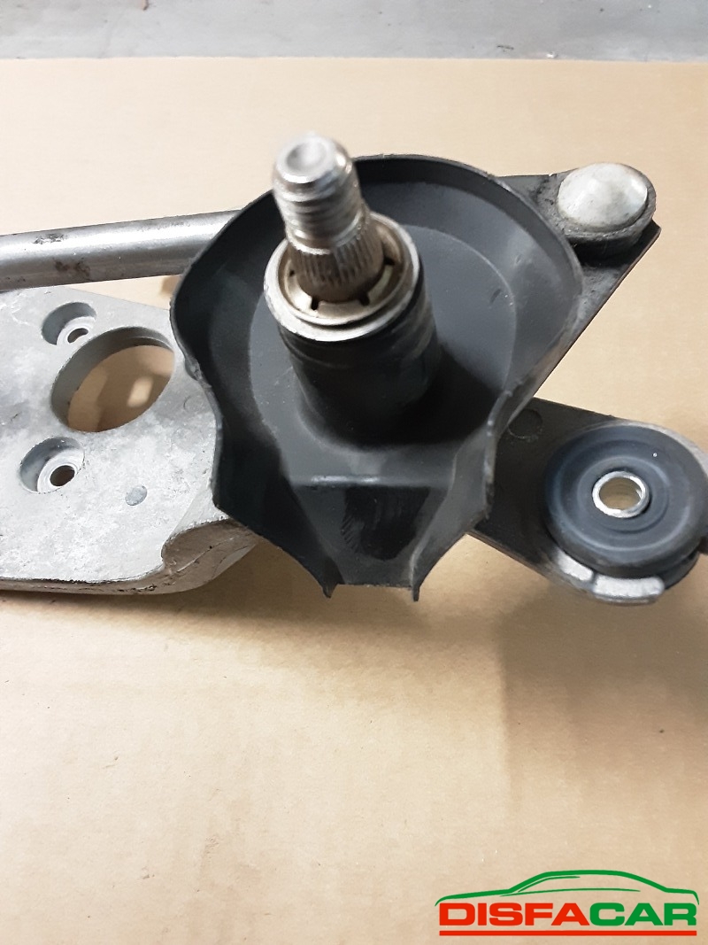 Leveraggio tergi usato Toyota Yaris 2005 – foto 2 di 4