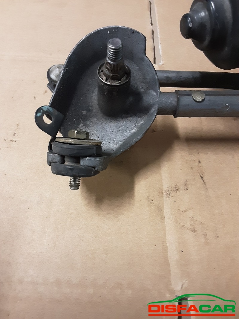 Motorino tergicristallo usato Toyota Yaris 1999 – foto 4 di 4