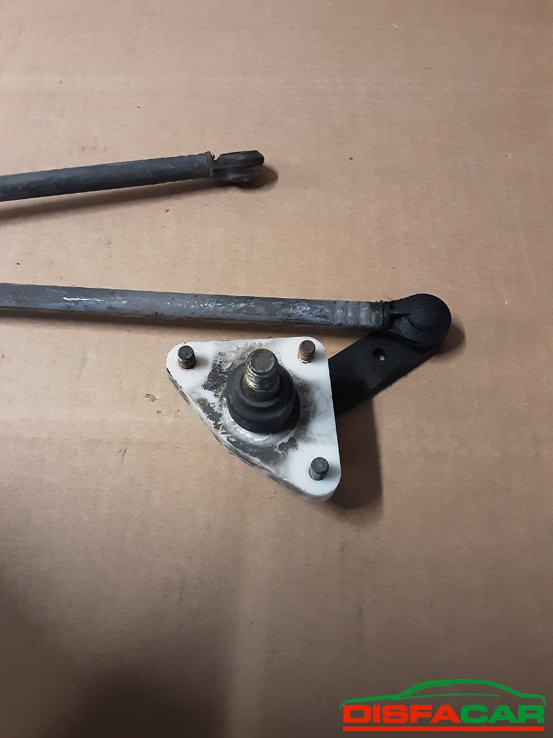 Leveraggio tergi usato Nissan Micra 1992 – foto 2 di 3