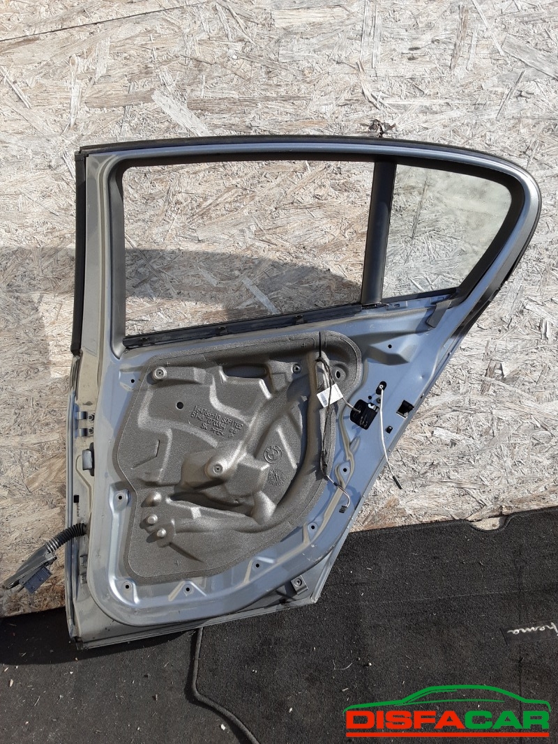 Lamierati usati BMW 120 (E81/E87) (MANCA VETRO E ALZAVETRO) 2007 – foto 2 di 2