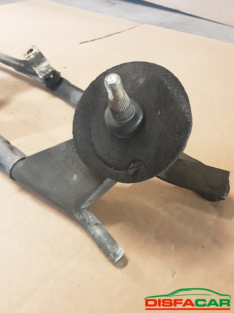 Leveraggio tergi usato Volvo V70 1996 – foto 2 di 4