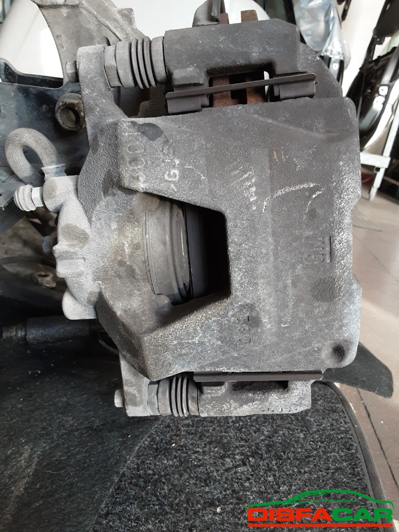 Telaietto anteriore usato Opel Astra J GTC 2009, codice A13DTE – foto 3 di 14