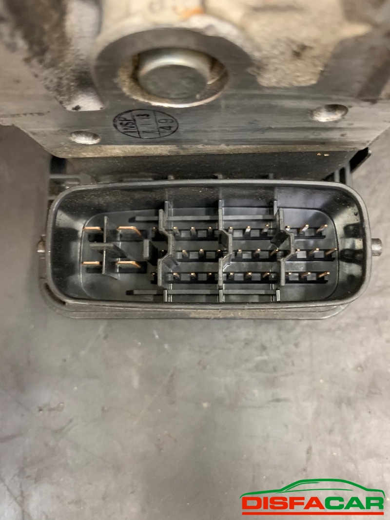 Centralina ABS usata Suzuki Jimny 4X4 1999, codice 07j020068 – foto 6 di 7