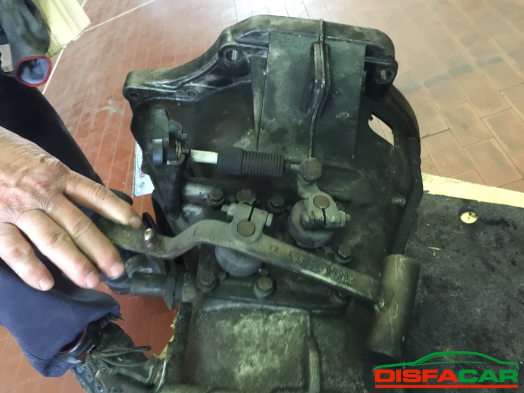 Cambio usato Iveco DAILY 35C13 2000, codice 814043S – foto 3 di 5