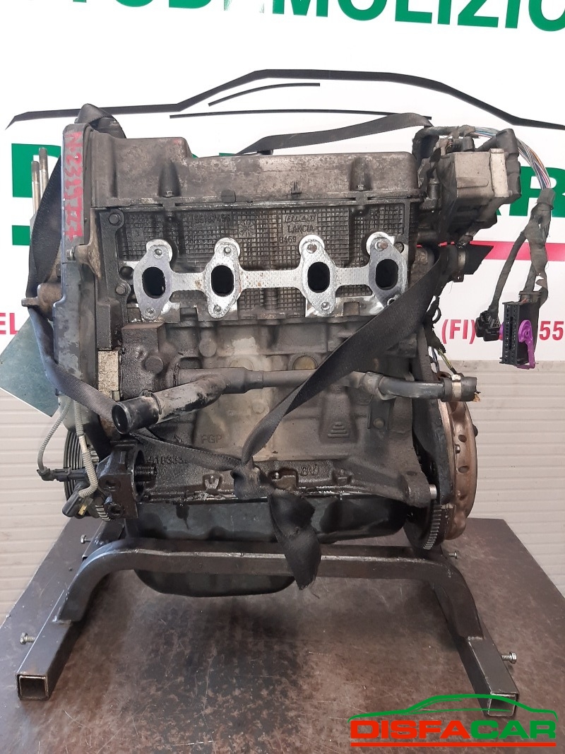 Motore usato Fiat Punto 3ª serie 2003, codice 188A4000 – foto 2 di 9