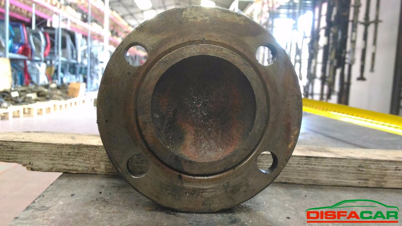 Albero di trasmissione usato Land Rover Defender 110. TD5 1998, codice 15P – foto 5 di 9