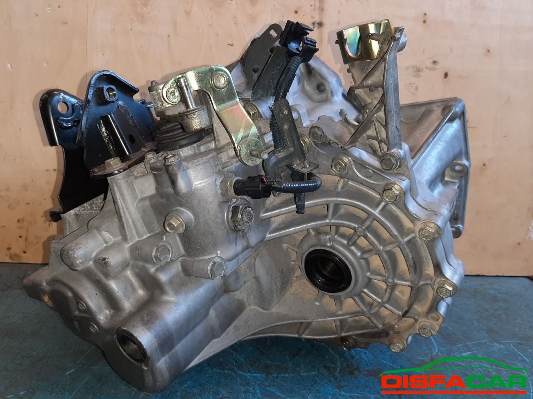 Cambio usato Nissan X-Trail 4x4 2003, codice YD22ETI – foto 5 di 10