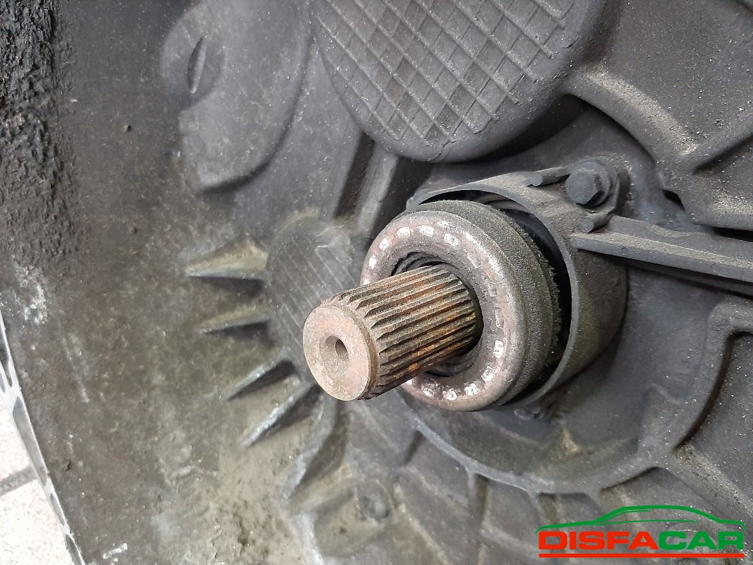 Cambio usato Volkswagen Tiguan 4x4 2015 – foto 2 di 15