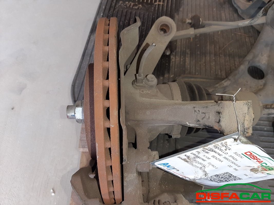 Telaietto anteriore usato Suzuki Splash MANCANO SEMIASSI DX E SX, codice K10B – foto 5 di 10
