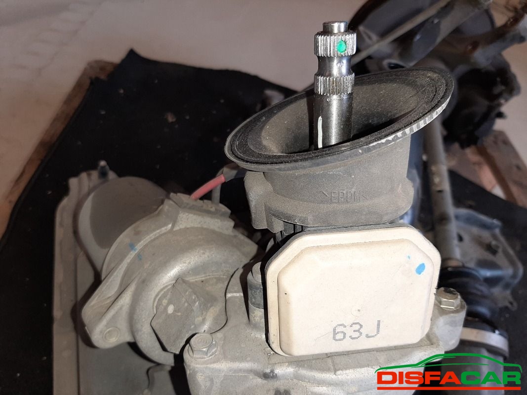 Telaietto anteriore usato Suzuki Splash MANCANO SEMIASSI DX E SX, codice K10B – foto 9 di 10