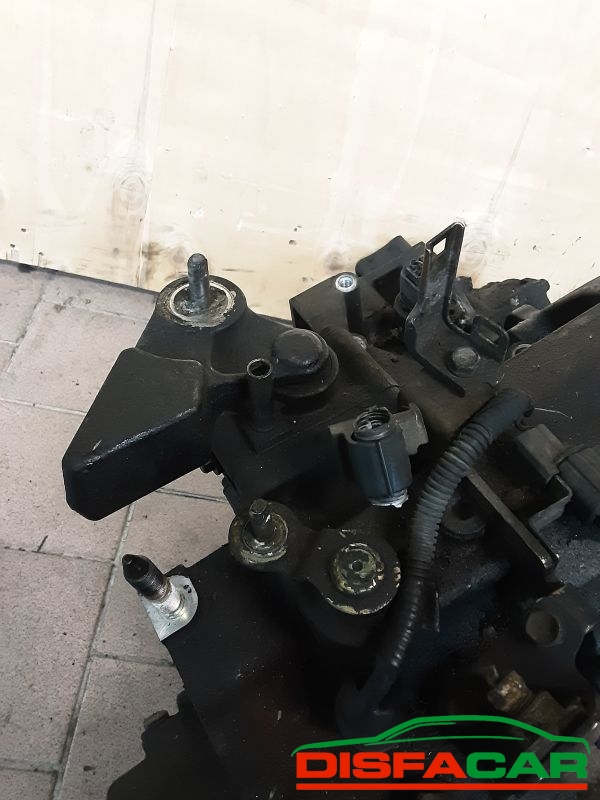 Cambio usato Honda HR-V 4x4 1999, codice D16W1 – foto 9 di 12