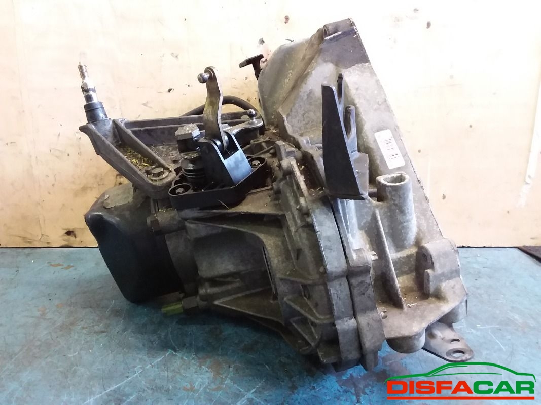 Cambio usato Nissan Micra K12E - NISSAN NOTE 2002, codice HR16 – foto 3 di 11